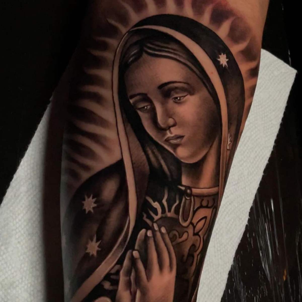 Simple Virgin Mary Tattoo Fiercetattoostudio