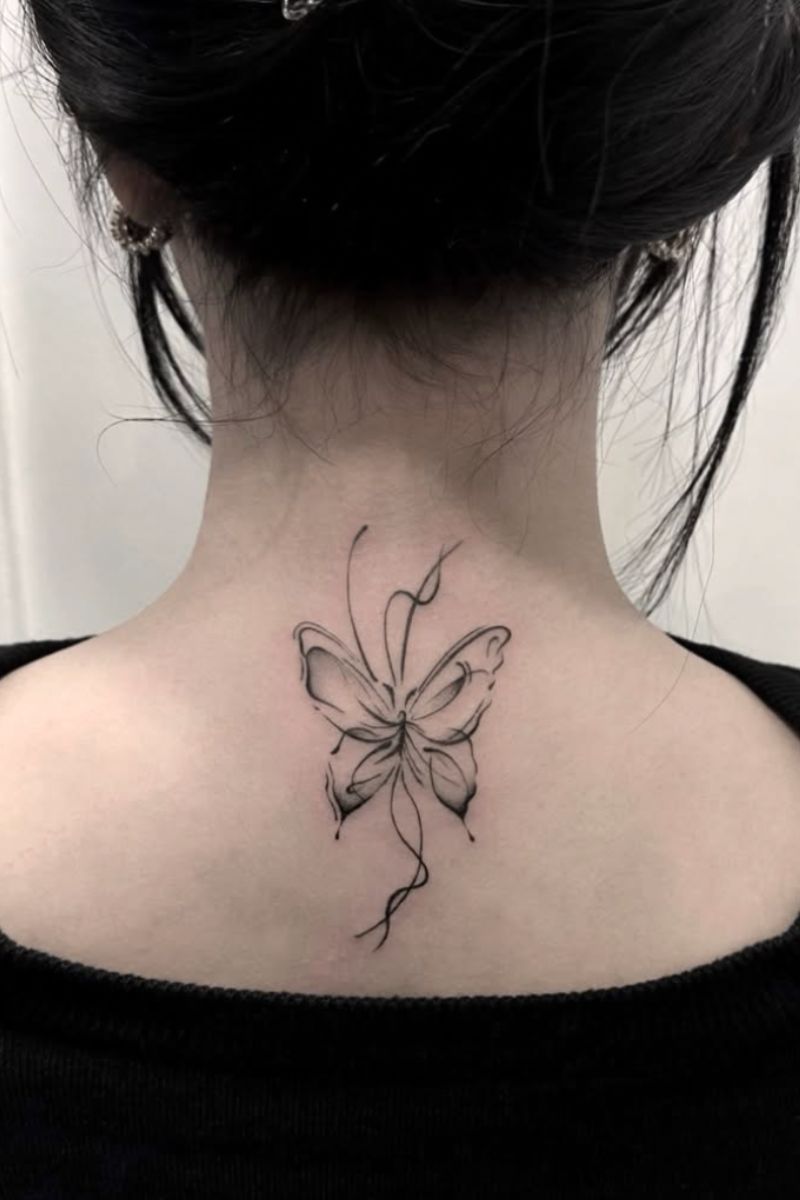 Tattoo on the back of the shoulders